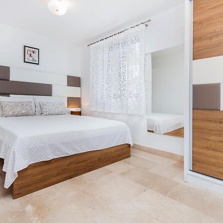 Guesthouse Santin Rovinj Eksteriør billede