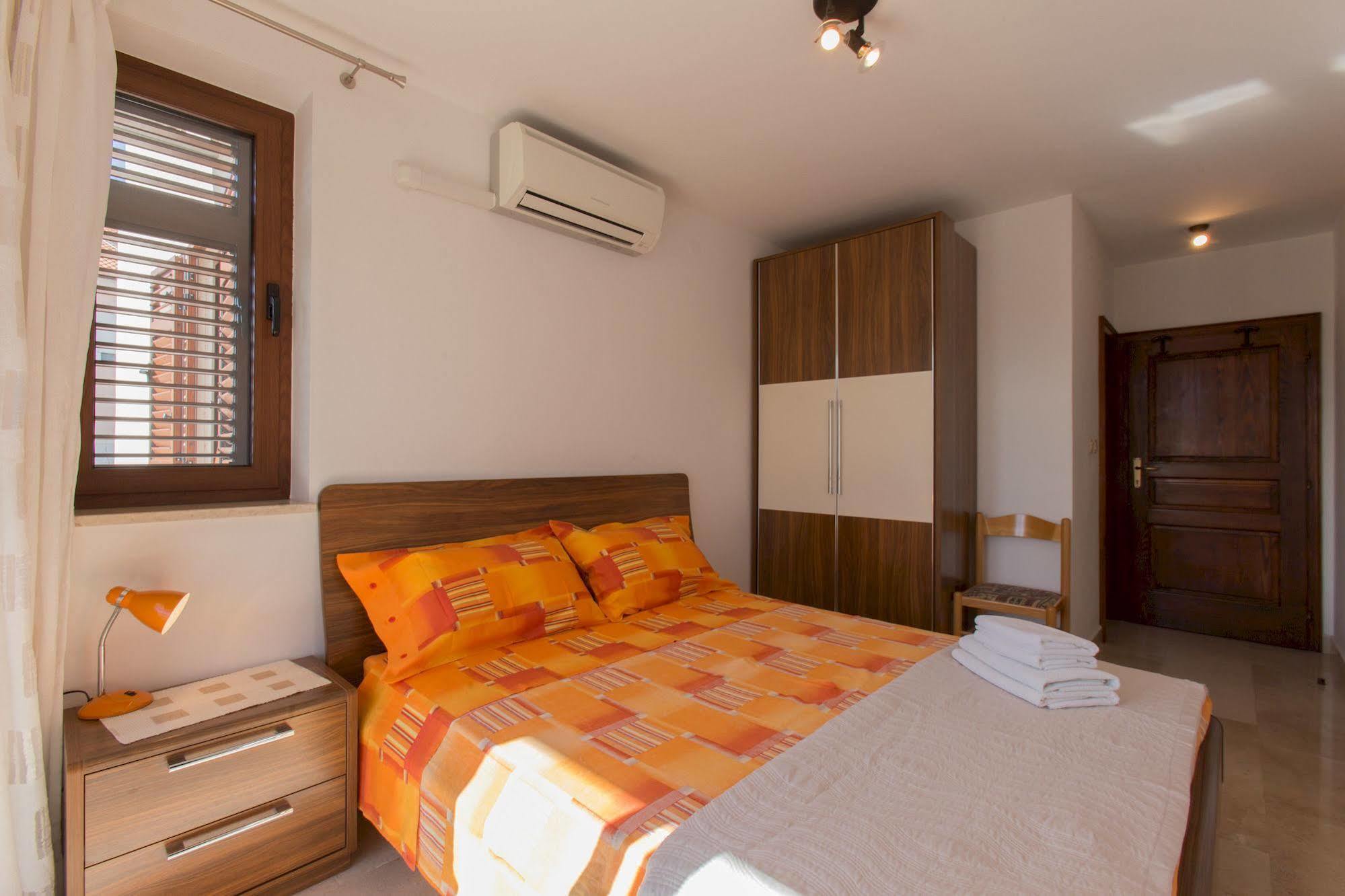 Guesthouse Santin Rovinj Eksteriør billede