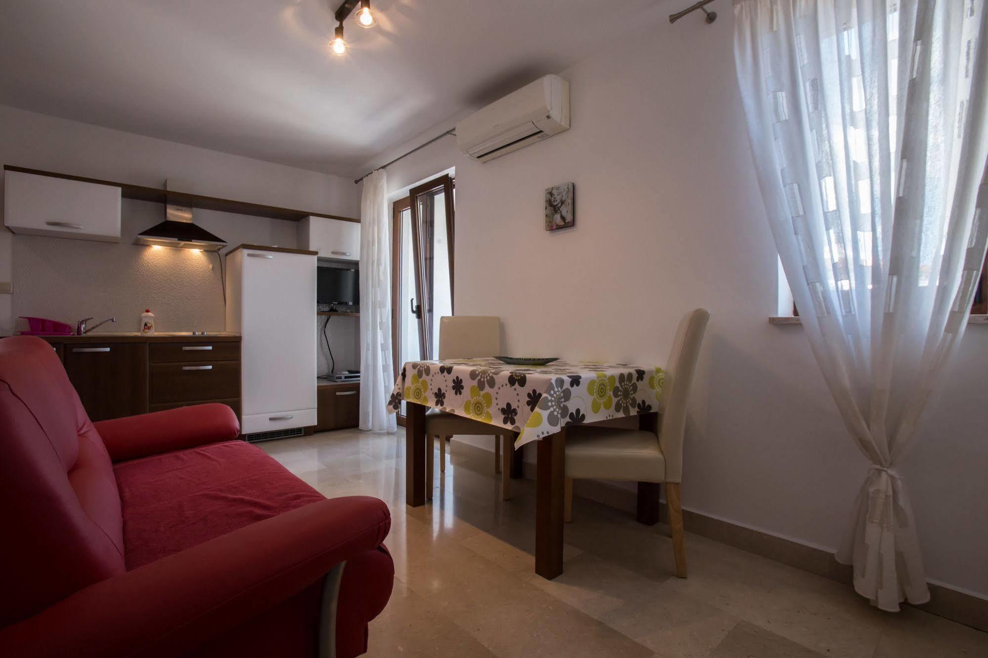 Guesthouse Santin Rovinj Eksteriør billede